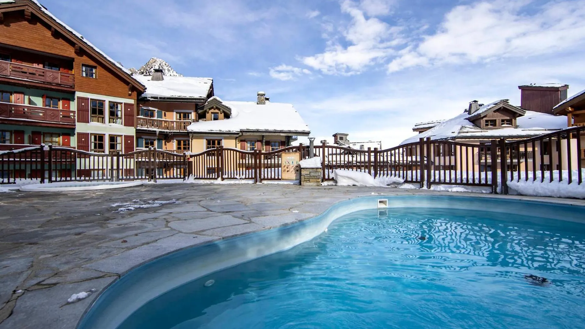 Appartement Skis Aux Pieds, Piscine & Jacuzzi - Arc 1950 - Fr-1-686-40 Les Arcs  フランス