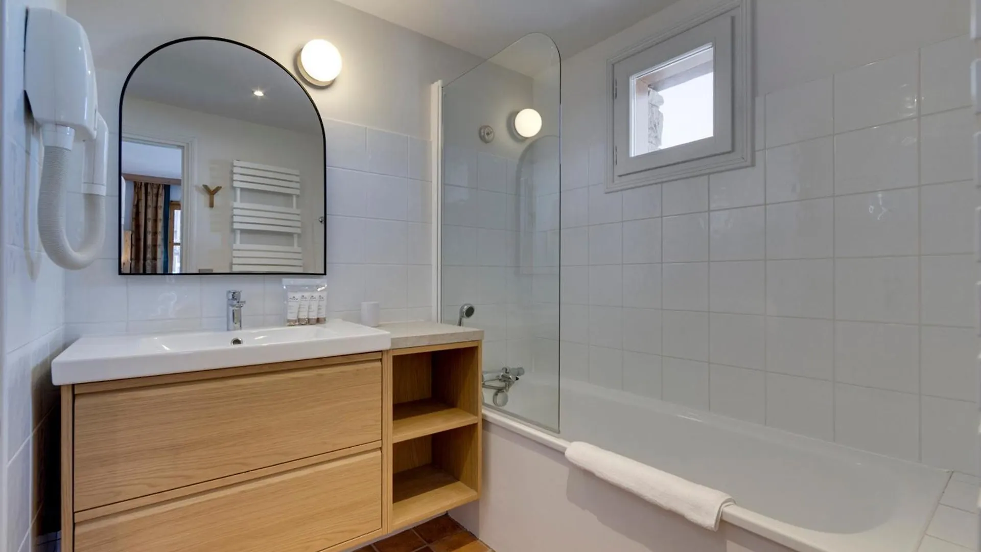 Appartement Skis Aux Pieds, Piscine & Jacuzzi - Arc 1950 - Fr-1-686-40 Les Arcs  0*, Les Arcs (Savoie)